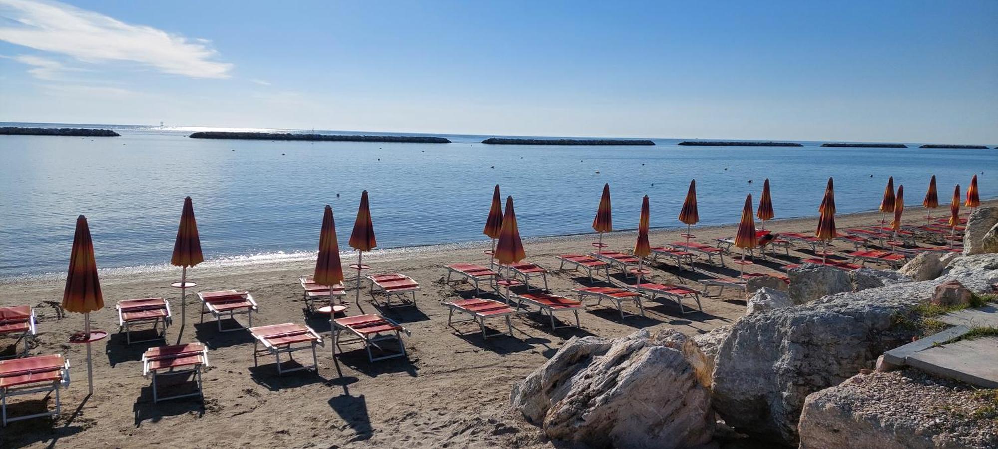 Apartamento La Conchiglia Porto SantʼElpidio Exterior foto