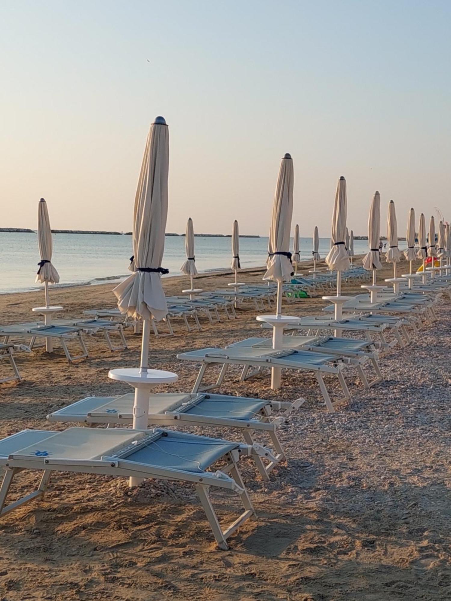 Apartamento La Conchiglia Porto SantʼElpidio Exterior foto